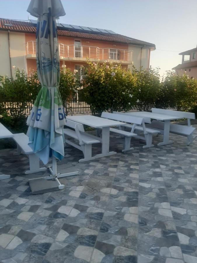 Family Hotel Coral Sozopol Ngoại thất bức ảnh