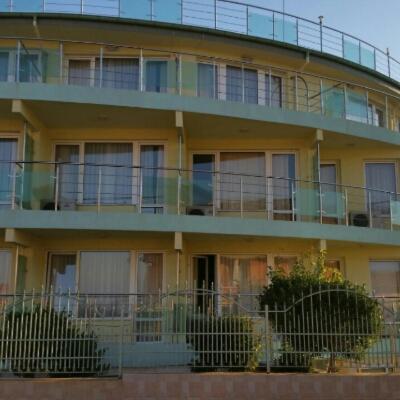 Family Hotel Coral Sozopol Ngoại thất bức ảnh