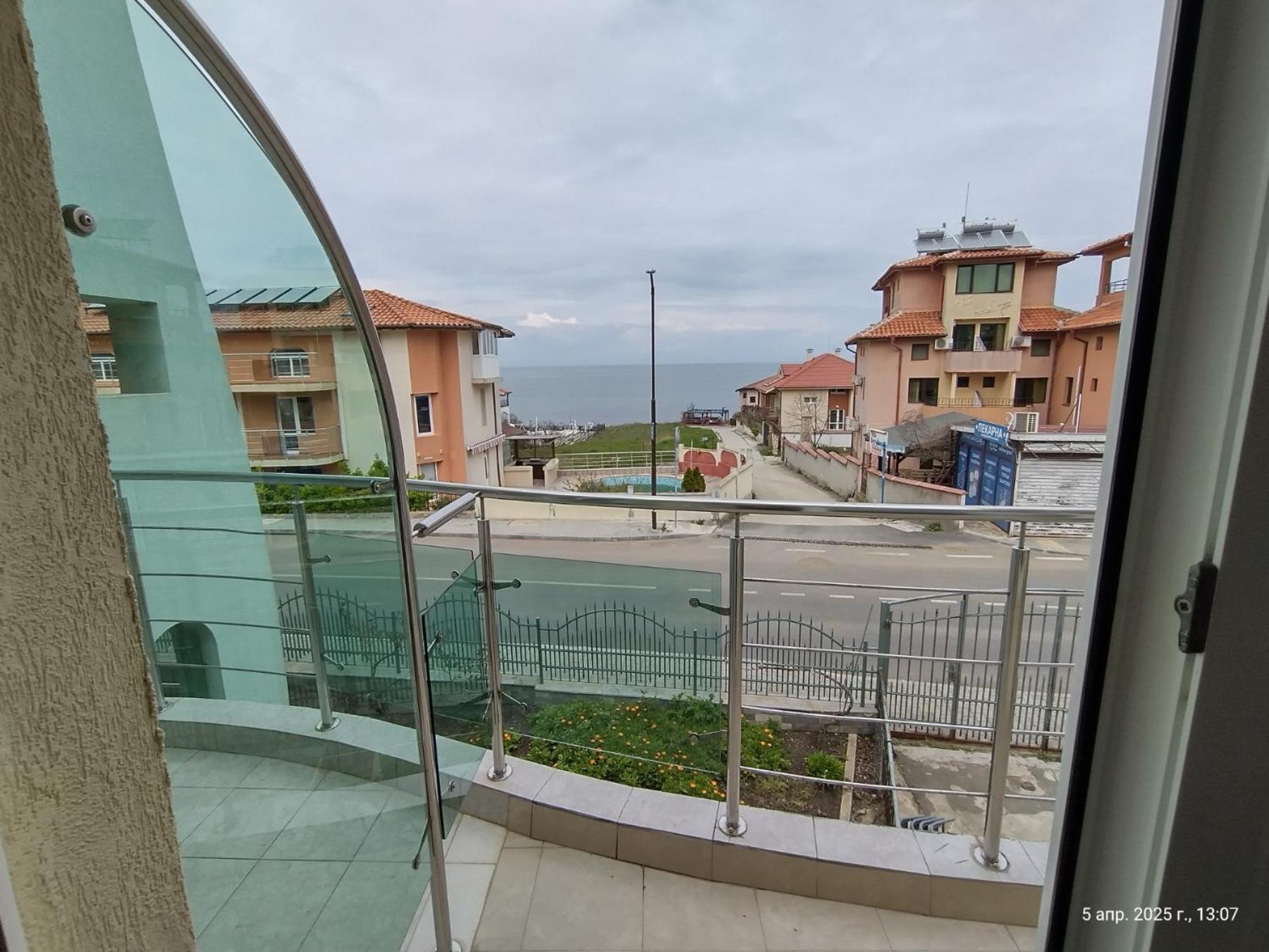 Family Hotel Coral Sozopol Ngoại thất bức ảnh