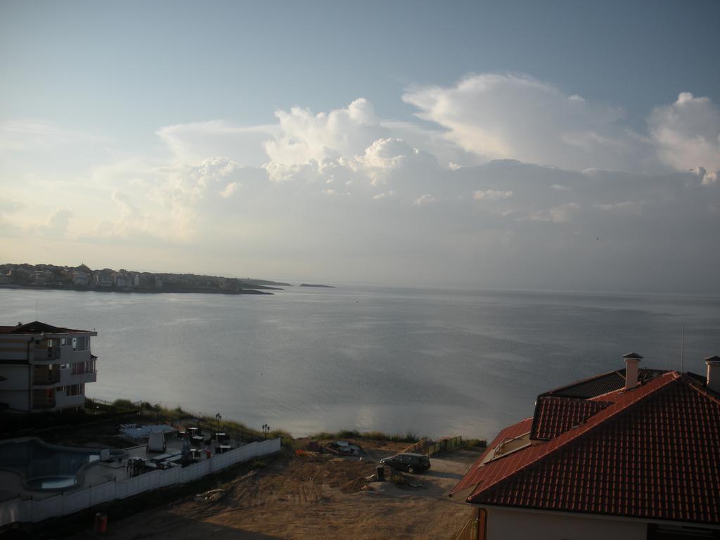 Family Hotel Coral Sozopol Ngoại thất bức ảnh