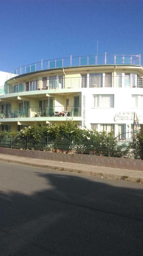 Family Hotel Coral Sozopol Ngoại thất bức ảnh