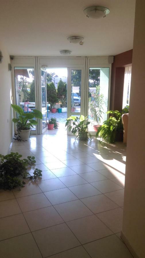 Family Hotel Coral Sozopol Ngoại thất bức ảnh